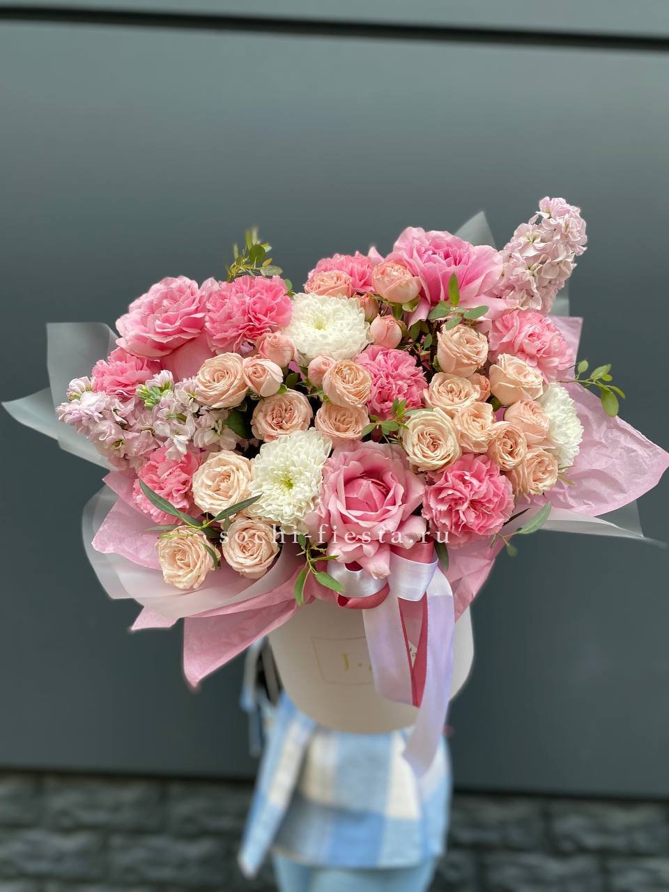 Авторский цветочный бокс — заказать в Ханты-Мансийске