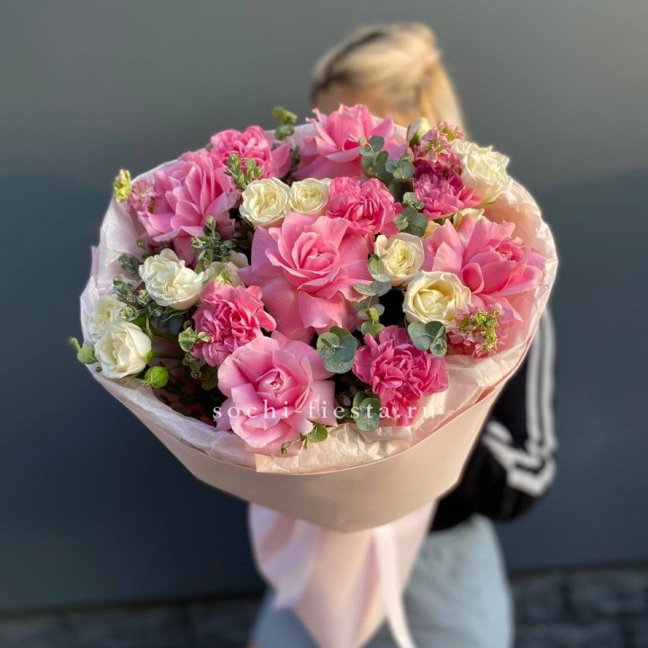  Букет "Малина" с доставкой в Ханты-Мансийске