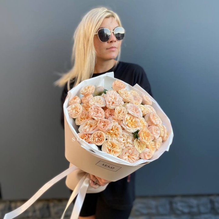 15 пионовидных роз №2 в Ханты-Мансийске