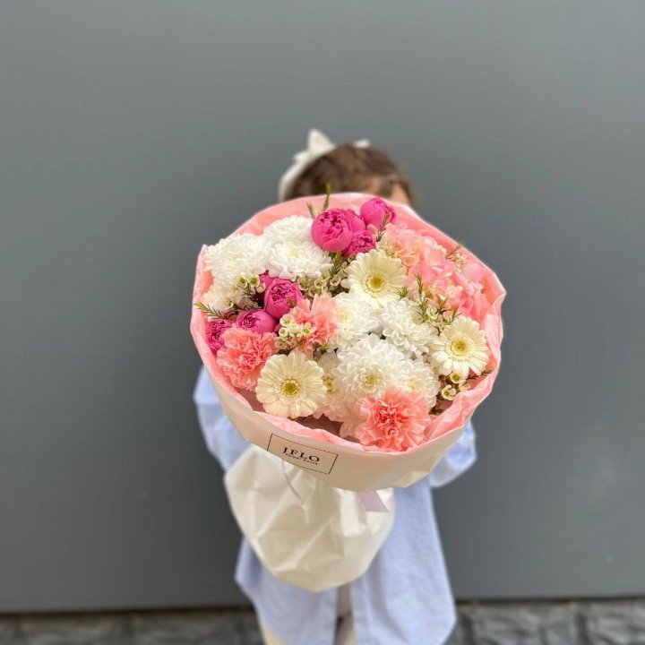 Букет "Лилиана" с доставкой в Ханты-Мансийске