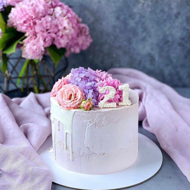 Торт с цифрой в Ханты-Мансийске