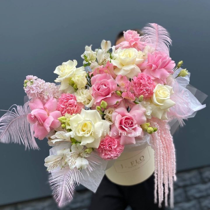 Дизайнерский бокс "Ловели" в Ханты-Мансийске