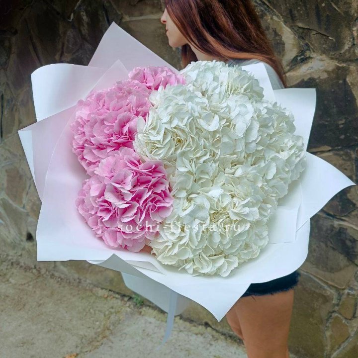 Букет гортензий №2 в Ханты-Мансийске