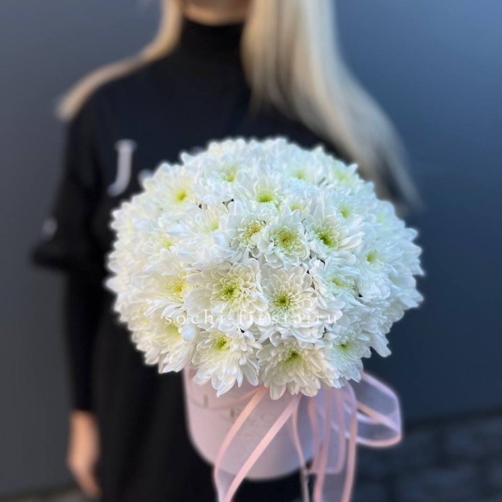 Коробка с хризантемами №1 в Ханты-Мансийске