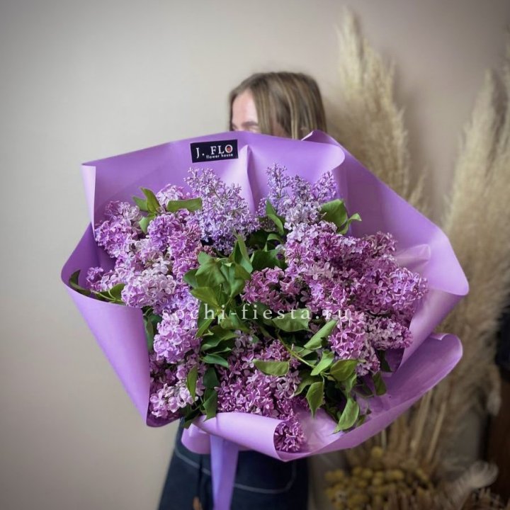Букет сирени №5 в Ханты-Мансийске
