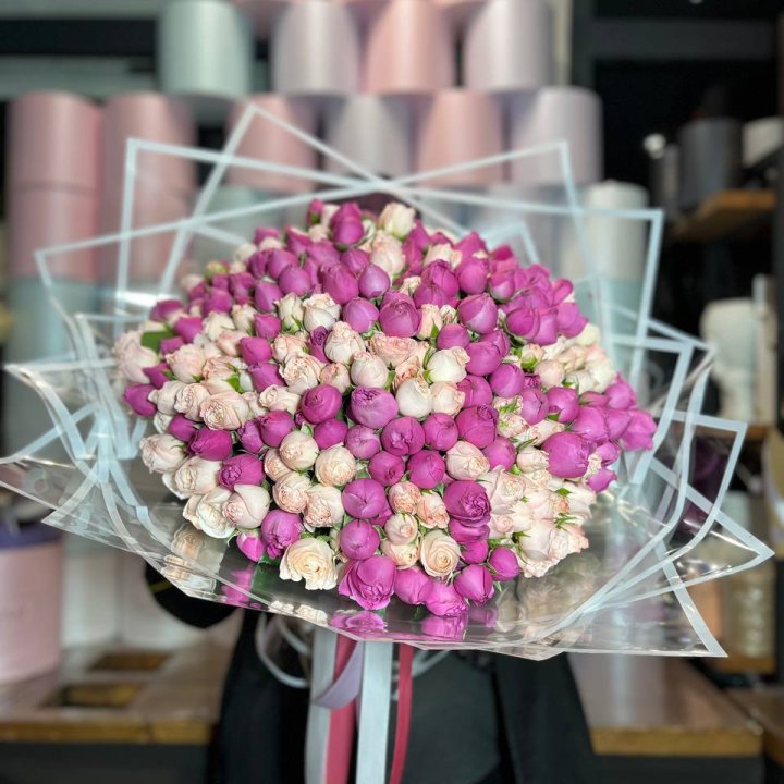 101 кустовая пионовидная роза в Ханты-Мансийске