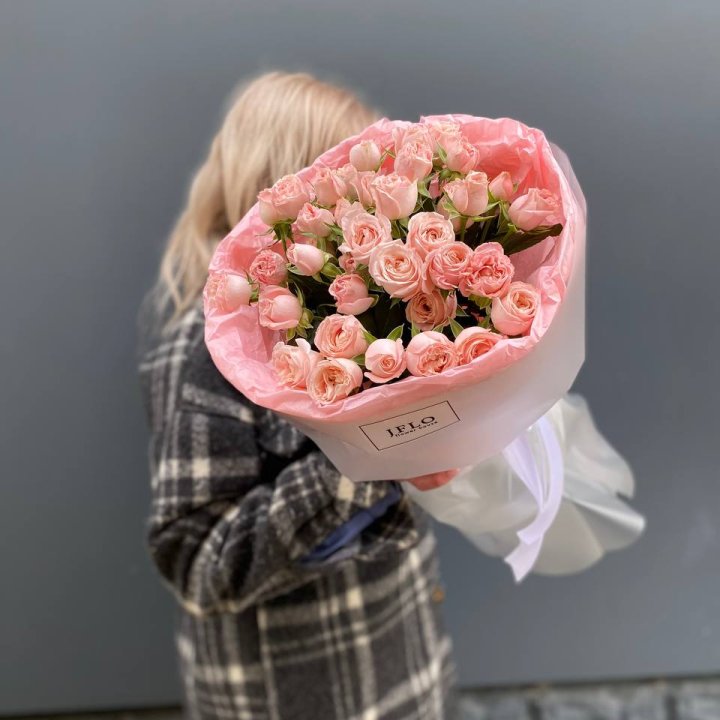 11 роз бомбастик в Ханты-Мансийске