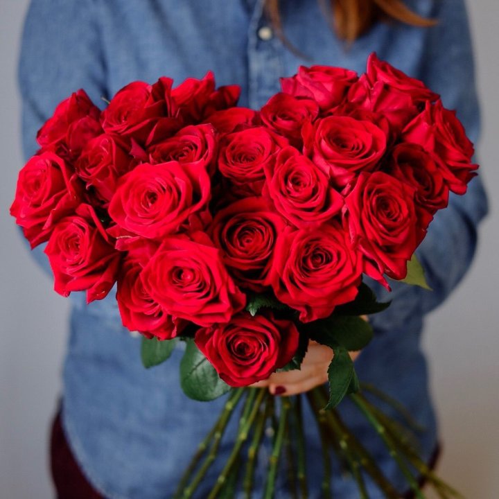 25 красных роз в Ханты-Мансийске