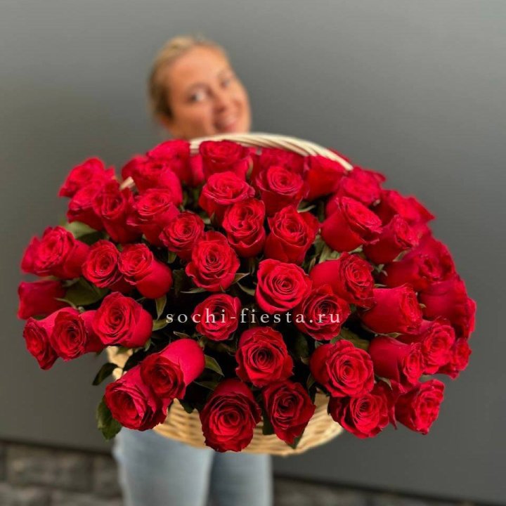 101 красная роза в корзине   в Ханты-Мансийске