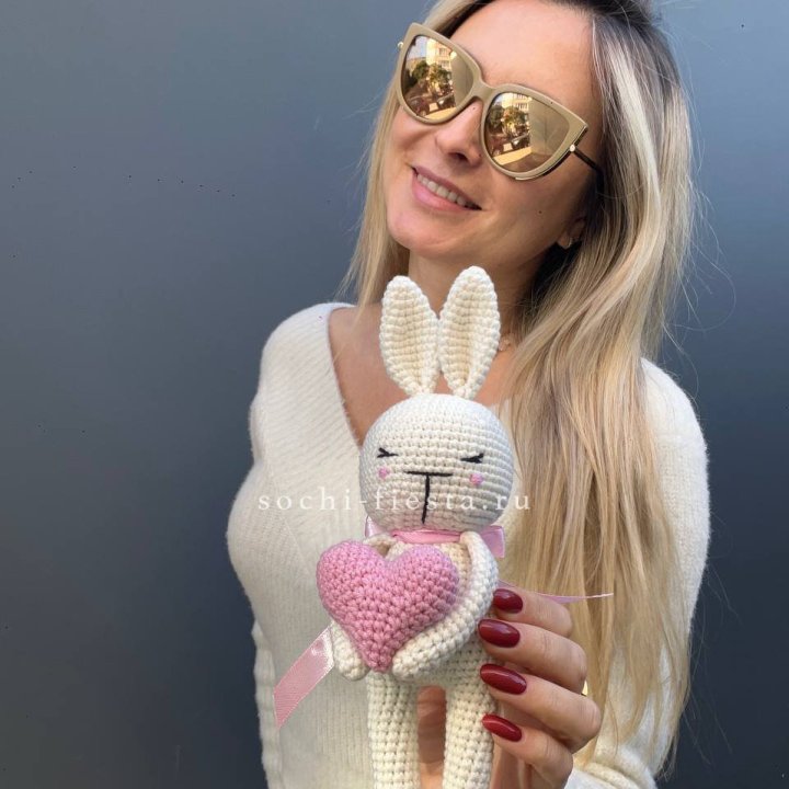 Зайка с сердцем ручной работы в Ханты-Мансийске
